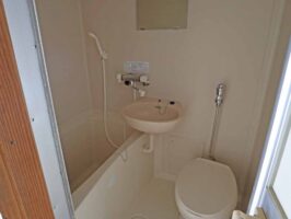 蒜山下福田　エフシリーズ蒜山　A棟　1Kの物件写真