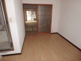 蒜山下福田　エフシリーズ蒜山　2DKタイプの物件写真